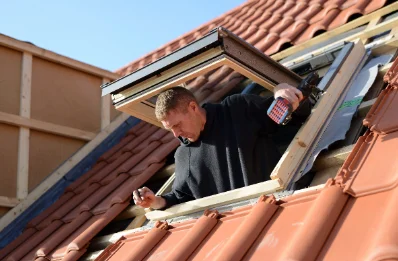 Pose de fenêtres de toit Velux au Trait